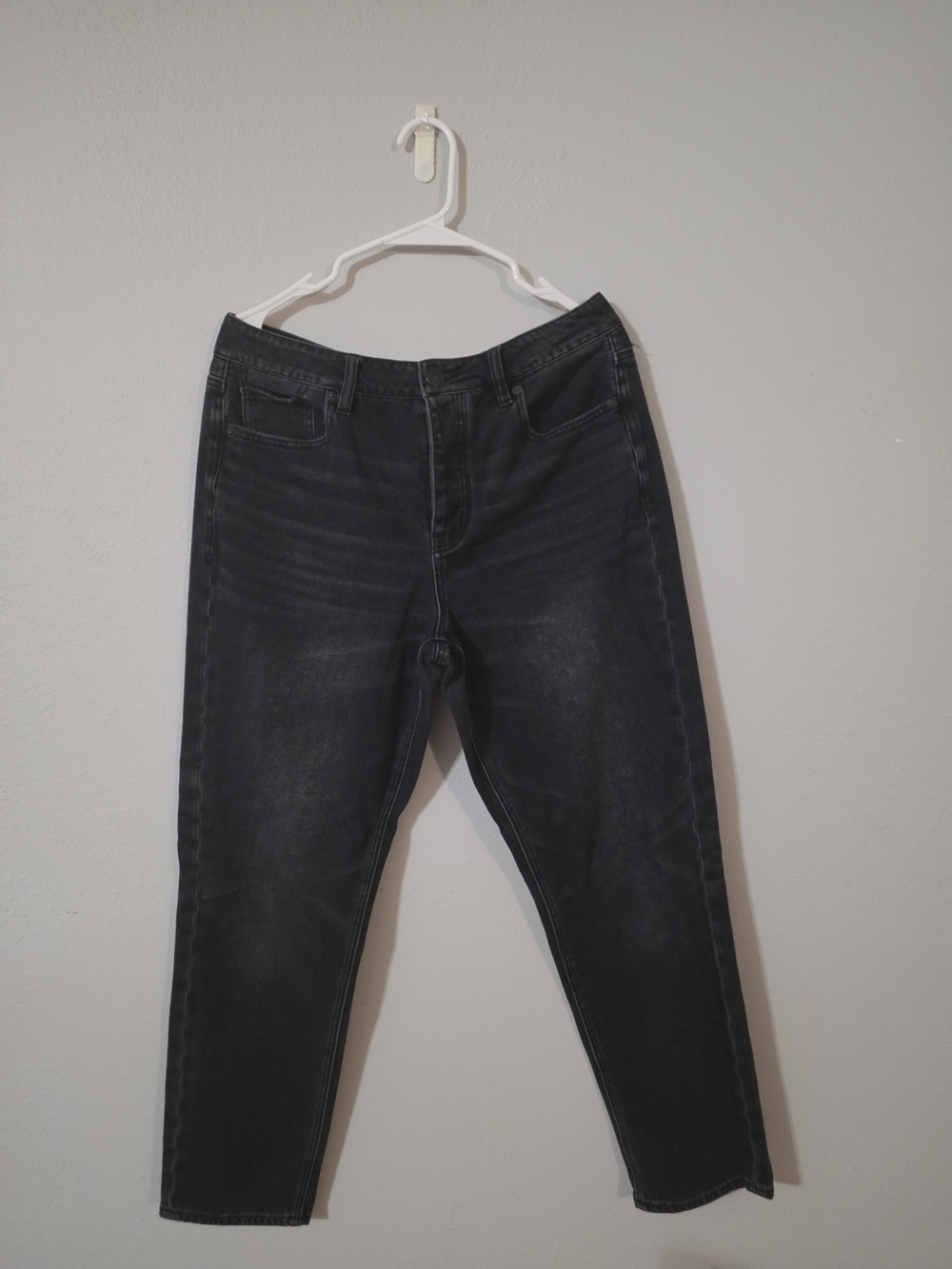 American Eagle Outfitters Black High-Rise Women's Jeans